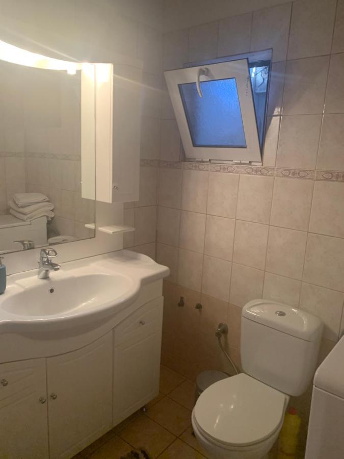 Awesome Home 3' From Metro Atene Esterno foto