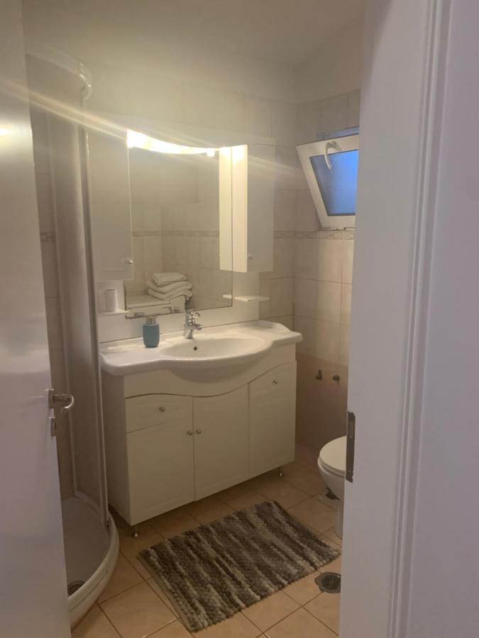 Awesome Home 3' From Metro Atene Esterno foto