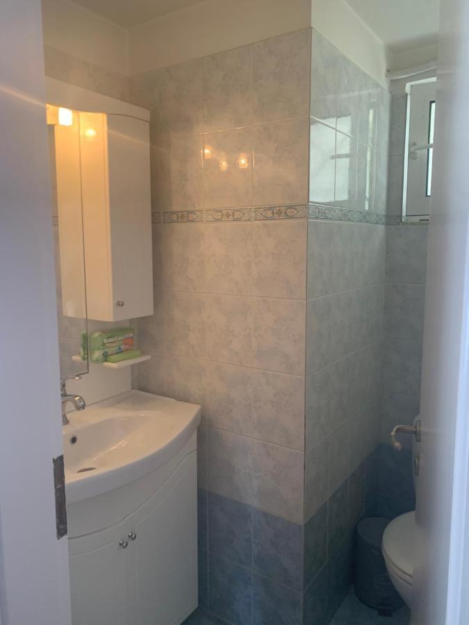 Awesome Home 3' From Metro Atene Esterno foto