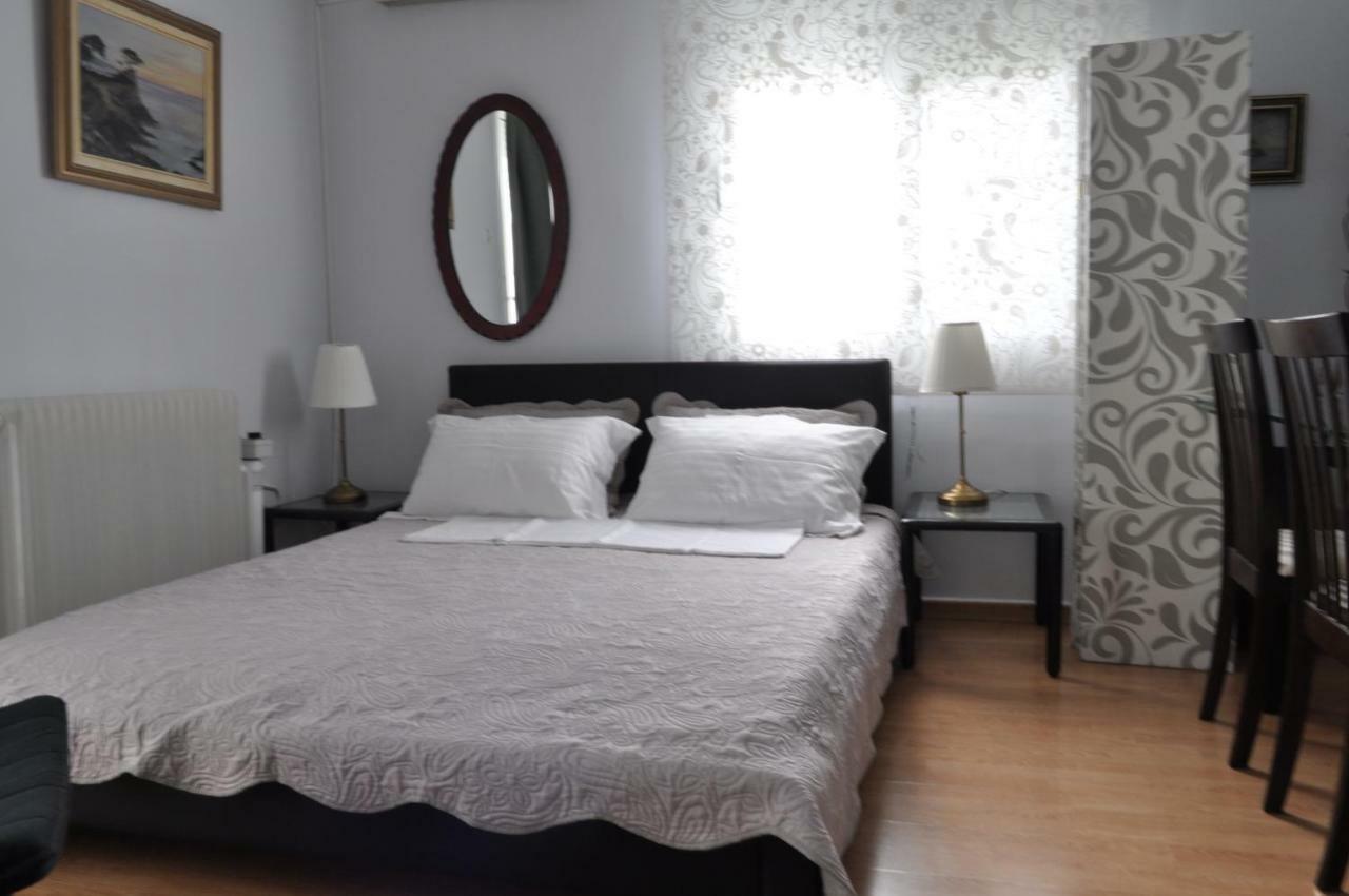 Awesome Home 3' From Metro Atene Esterno foto