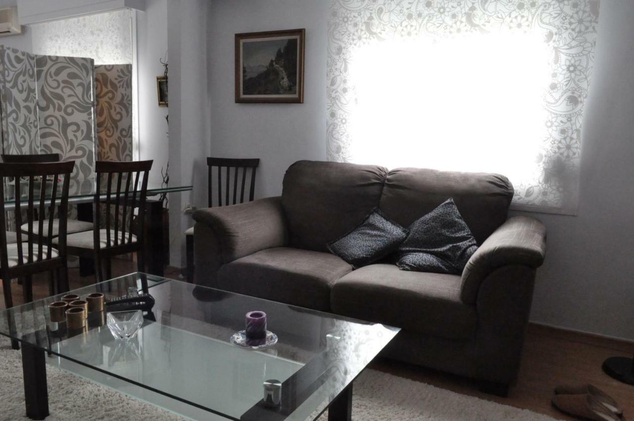 Awesome Home 3' From Metro Atene Esterno foto