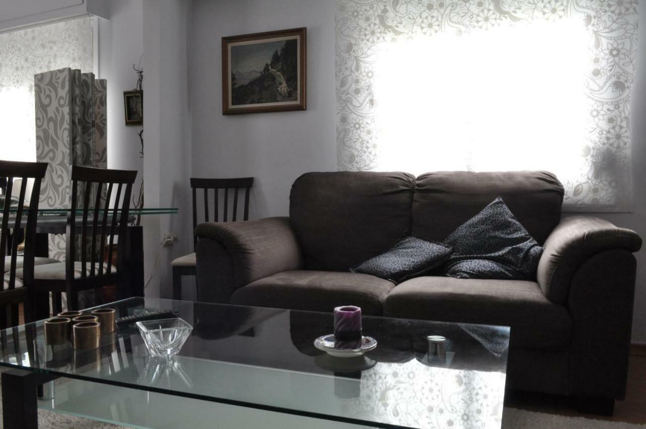 Awesome Home 3' From Metro Atene Esterno foto