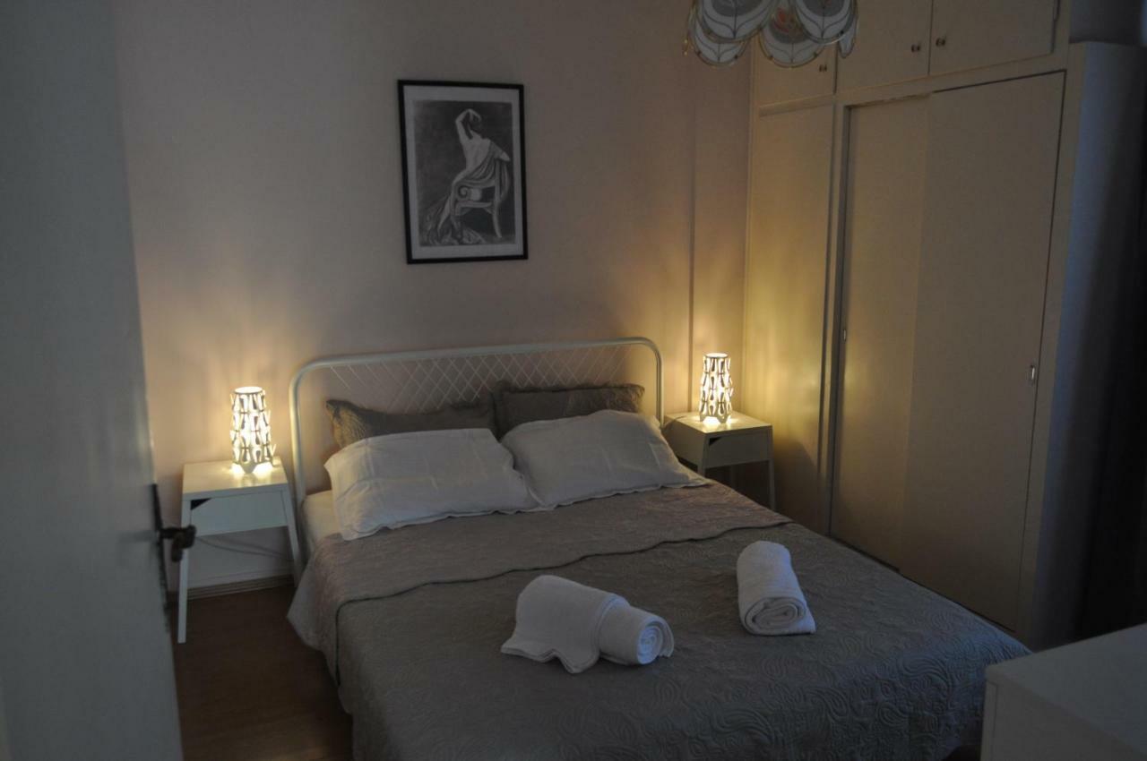 Awesome Home 3' From Metro Atene Esterno foto